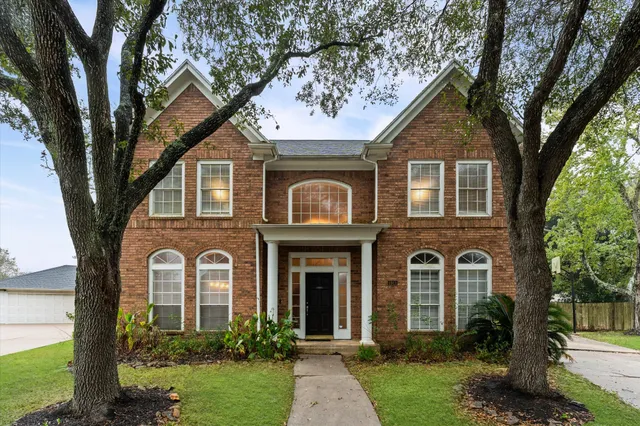 $410,000 | 1911 Triple Mast Circle, League City, TX 77573