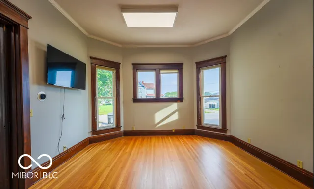 $239,950 | 703 North Ewing Street, Seymour, IN 47274