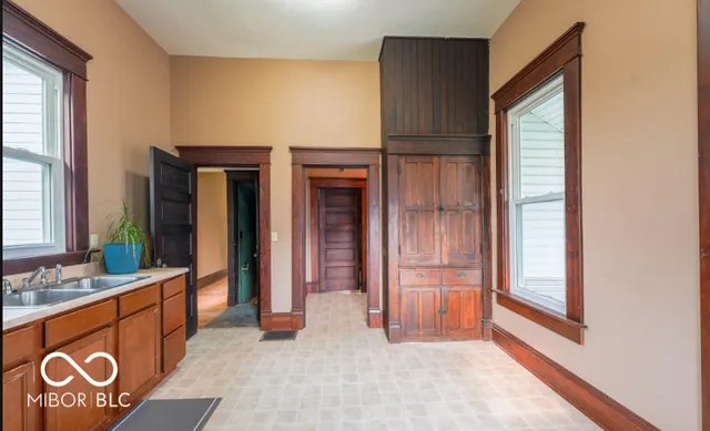 $239,950 | 703 North Ewing Street, Seymour, IN 47274