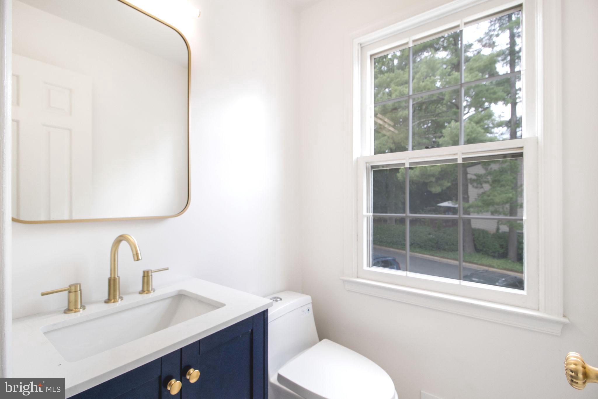 9049 Ottawa Place Silver Spring, MD 20910 - Photo 20 of 89 Gorgeous powder room