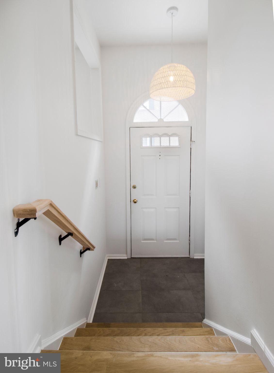 9049 Ottawa Place Silver Spring, MD 20910 - Photo 7 of 89 Gallery Image 7