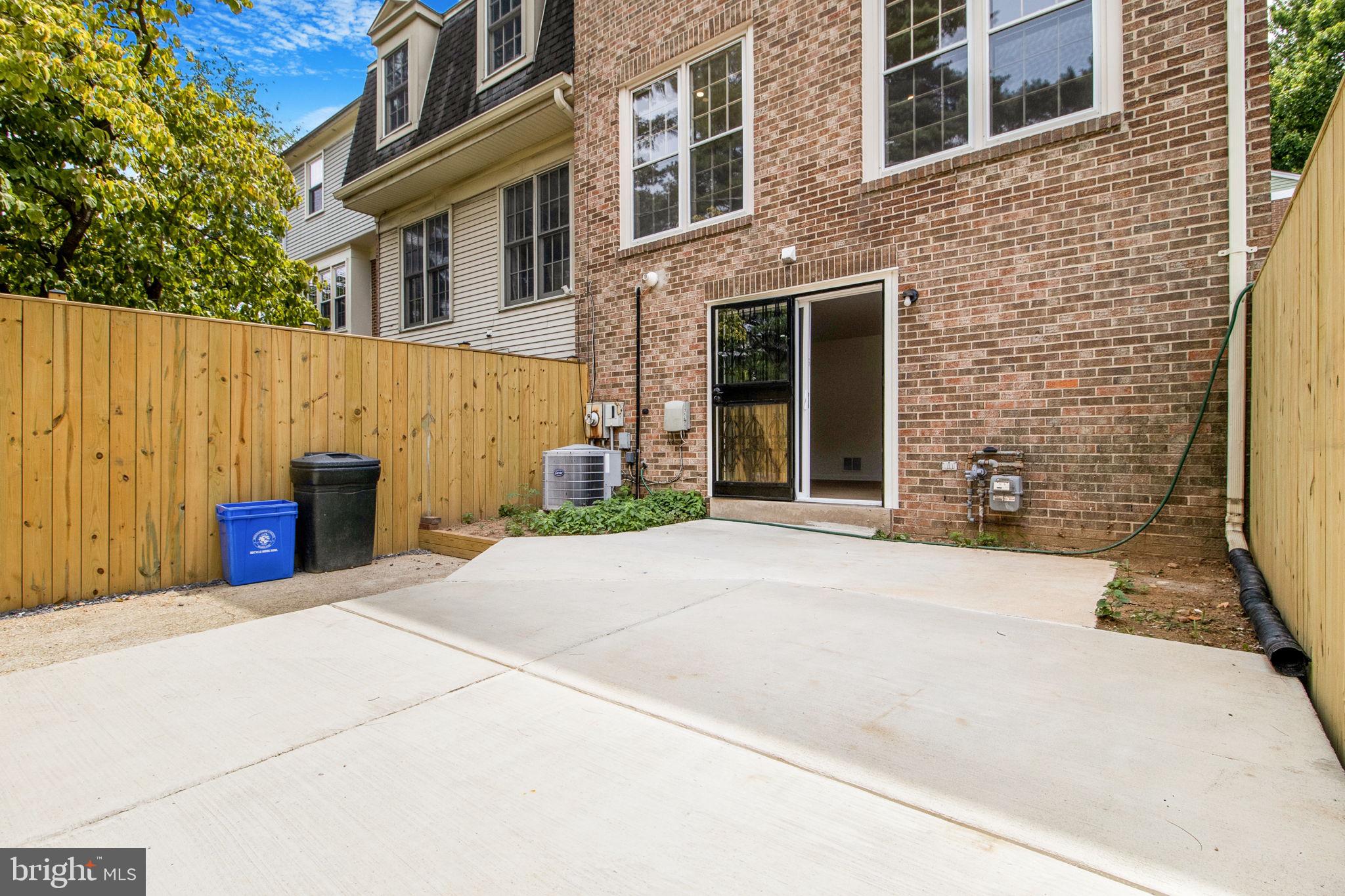 9049 Ottawa Place Silver Spring, MD 20910 - Photo 86 of 89 Gallery Image 86