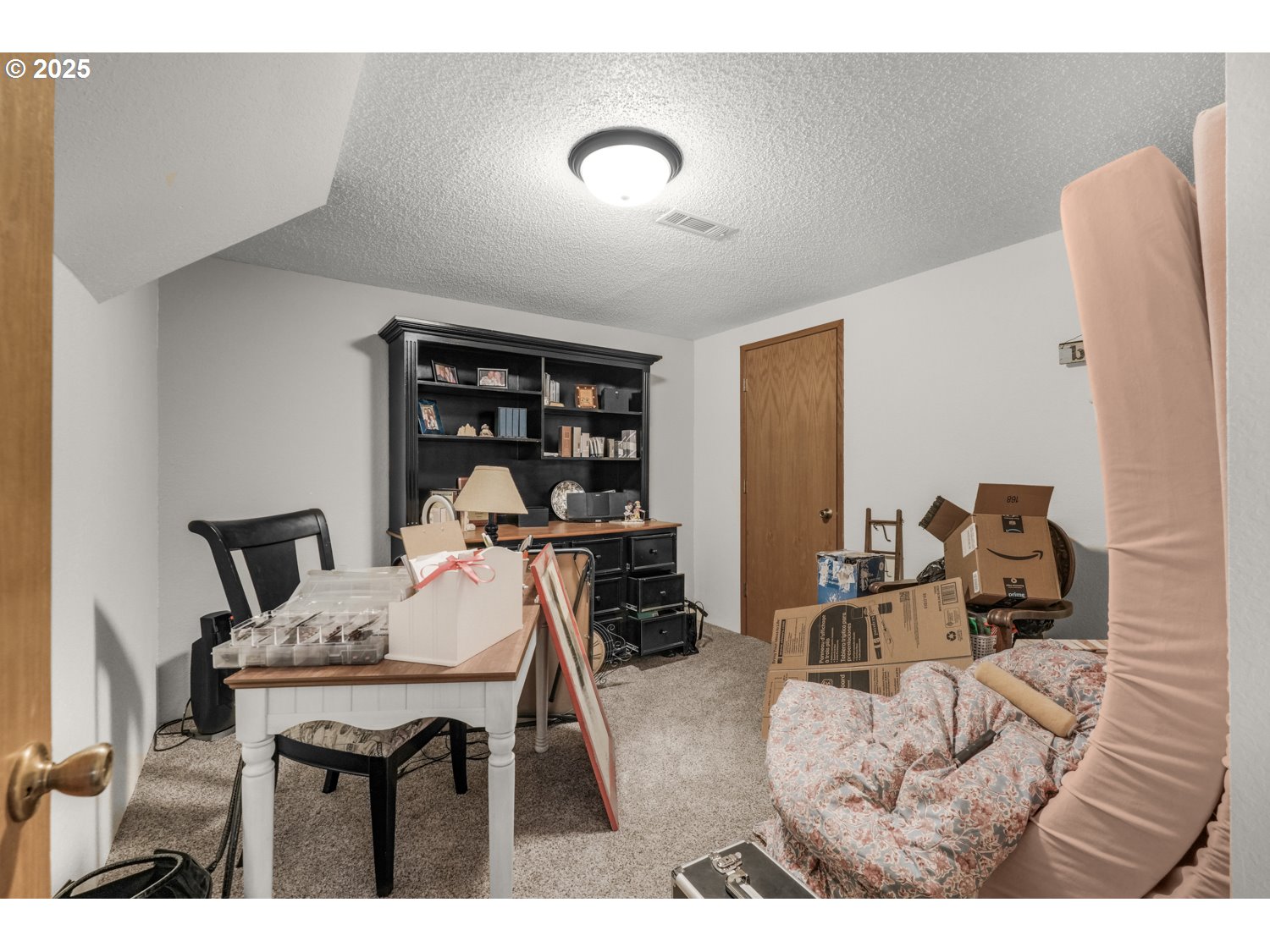 4644 Glen Echo Way Central Point, OR 97502 - Photo 19 of 42 a living room with furniture a rug and white walls