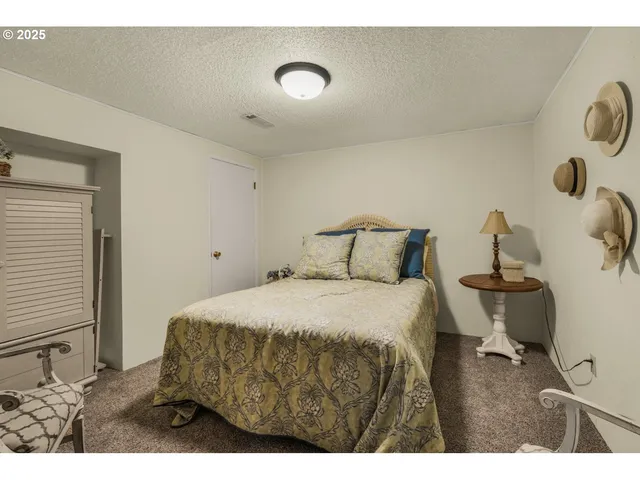 $675,000 | 4644 Glen Echo Way, Central Point, OR 97502