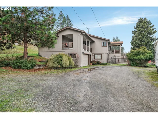 $675,000 | 4644 Glen Echo Way, Central Point, OR 97502