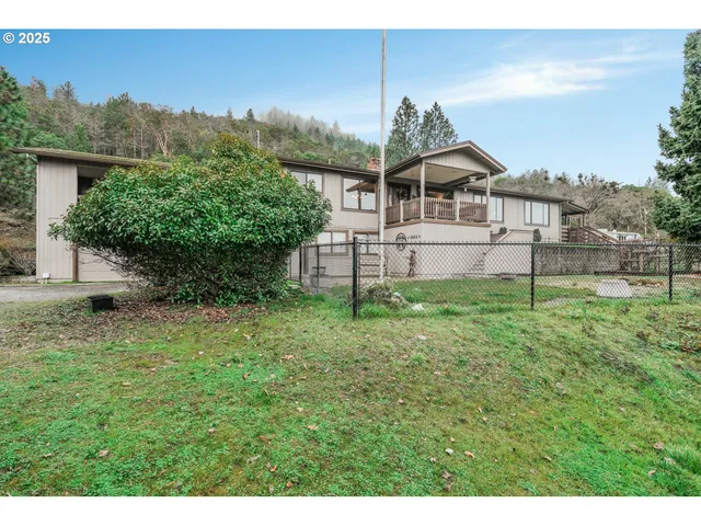 $675,000 | 4644 Glen Echo Way, Central Point, OR 97502