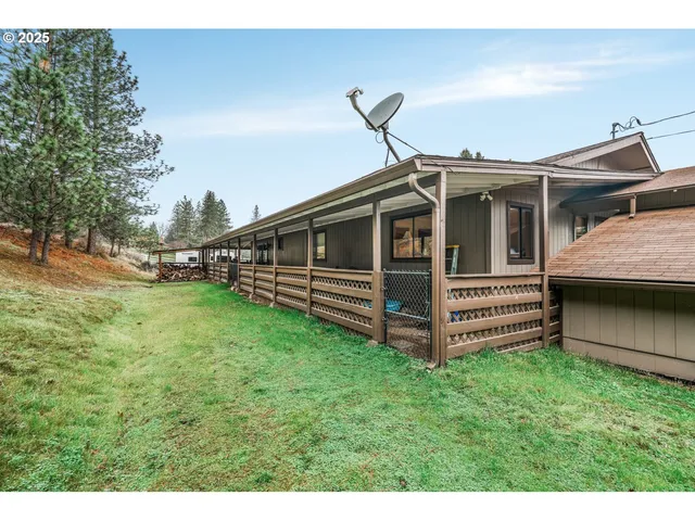 $675,000 | 4644 Glen Echo Way, Central Point, OR 97502