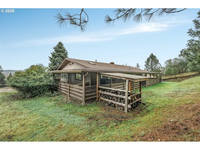 $675,000 | 4644 Glen Echo Way, Central Point, OR 97502