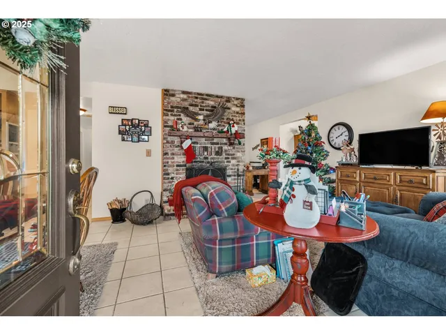 $675,000 | 4644 Glen Echo Way, Central Point, OR 97502