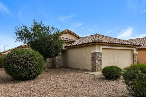 $2,175 | 8706 East Capri Avenue, Mesa, AZ 85208