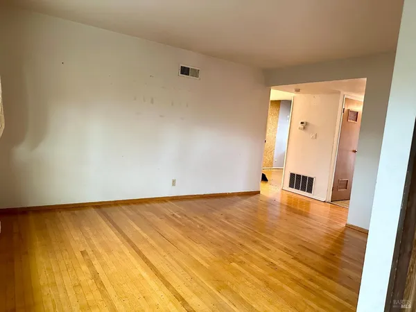 $665,000 | 2430 Yajome Street, Napa, CA 94558