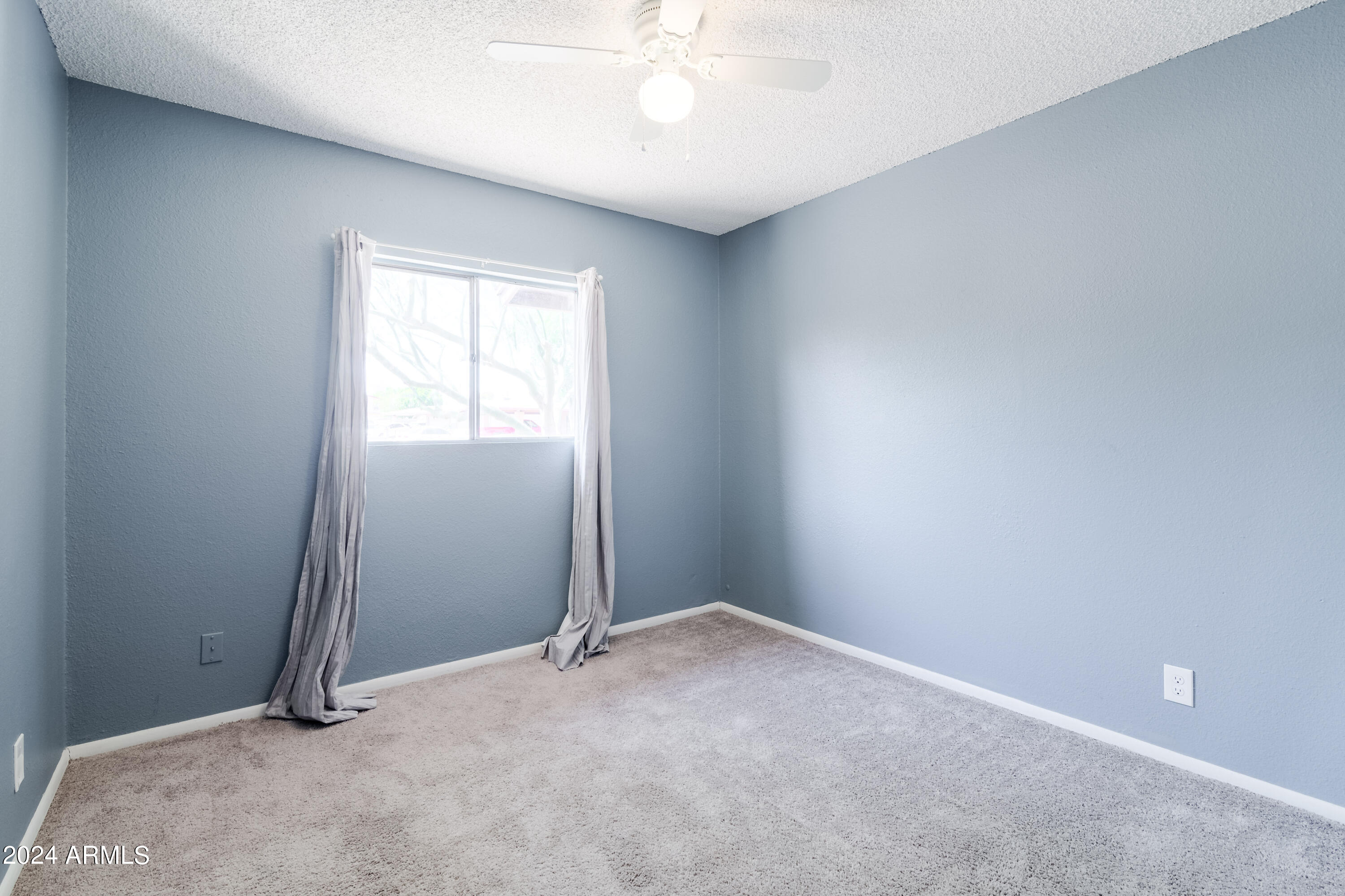 4636 East Apollo Road Phoenix, AZ 85042 - Photo 18 of 24 Apollo Rd (19).jpg-FULL