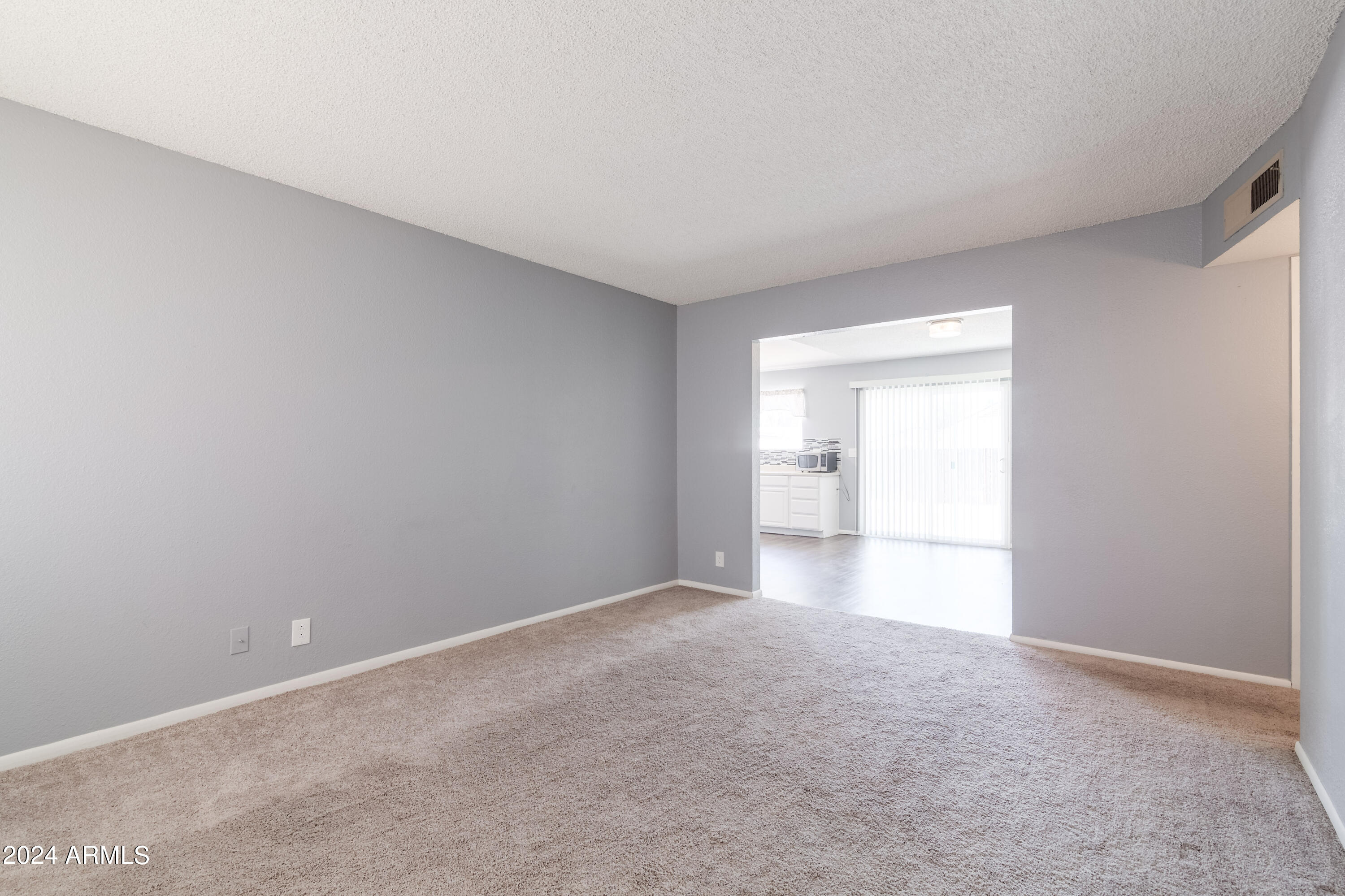 4636 East Apollo Road Phoenix, AZ 85042 - Photo 4 of 24 Apollo Rd (4).jpg-FULL