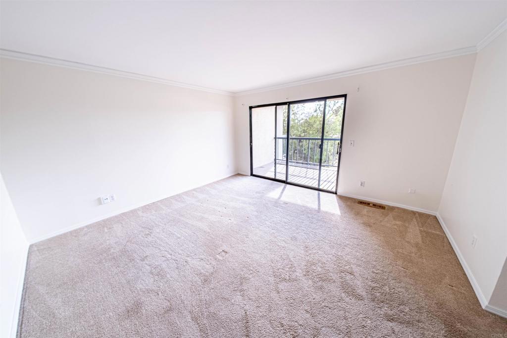 2374 Caringa Way Carlsbad, CA 92009 - Photo 14 of 41