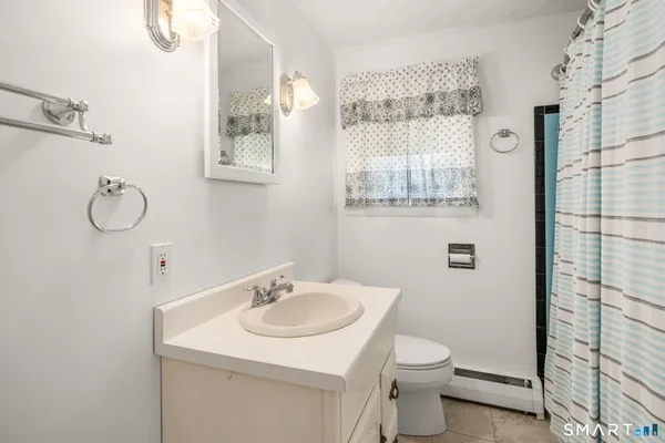 $309,500 | 6 Roberts Road, Enfield, CT 06082