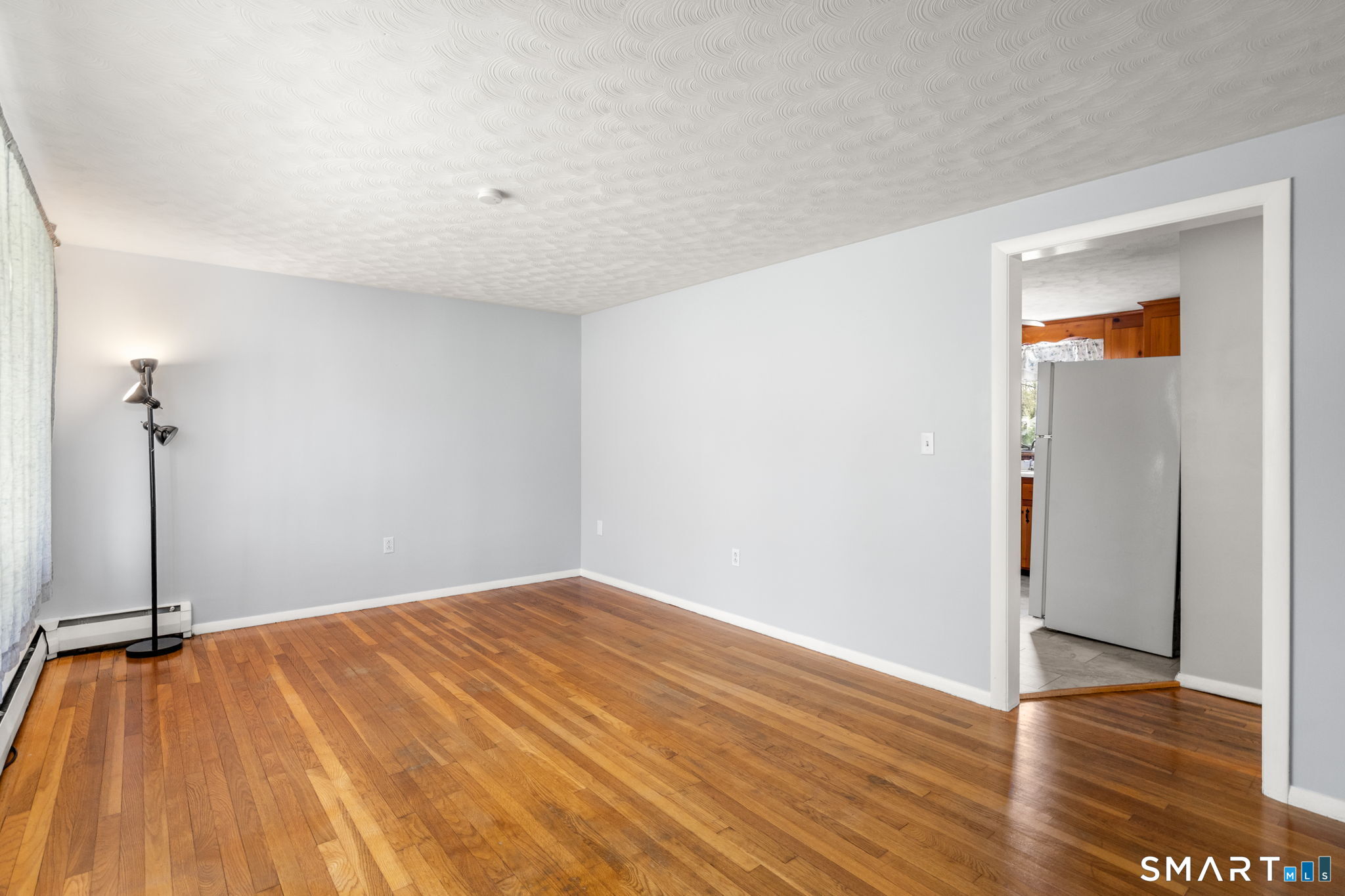 6 Roberts Road Enfield, CT 06082 - Photo 7 of 29
