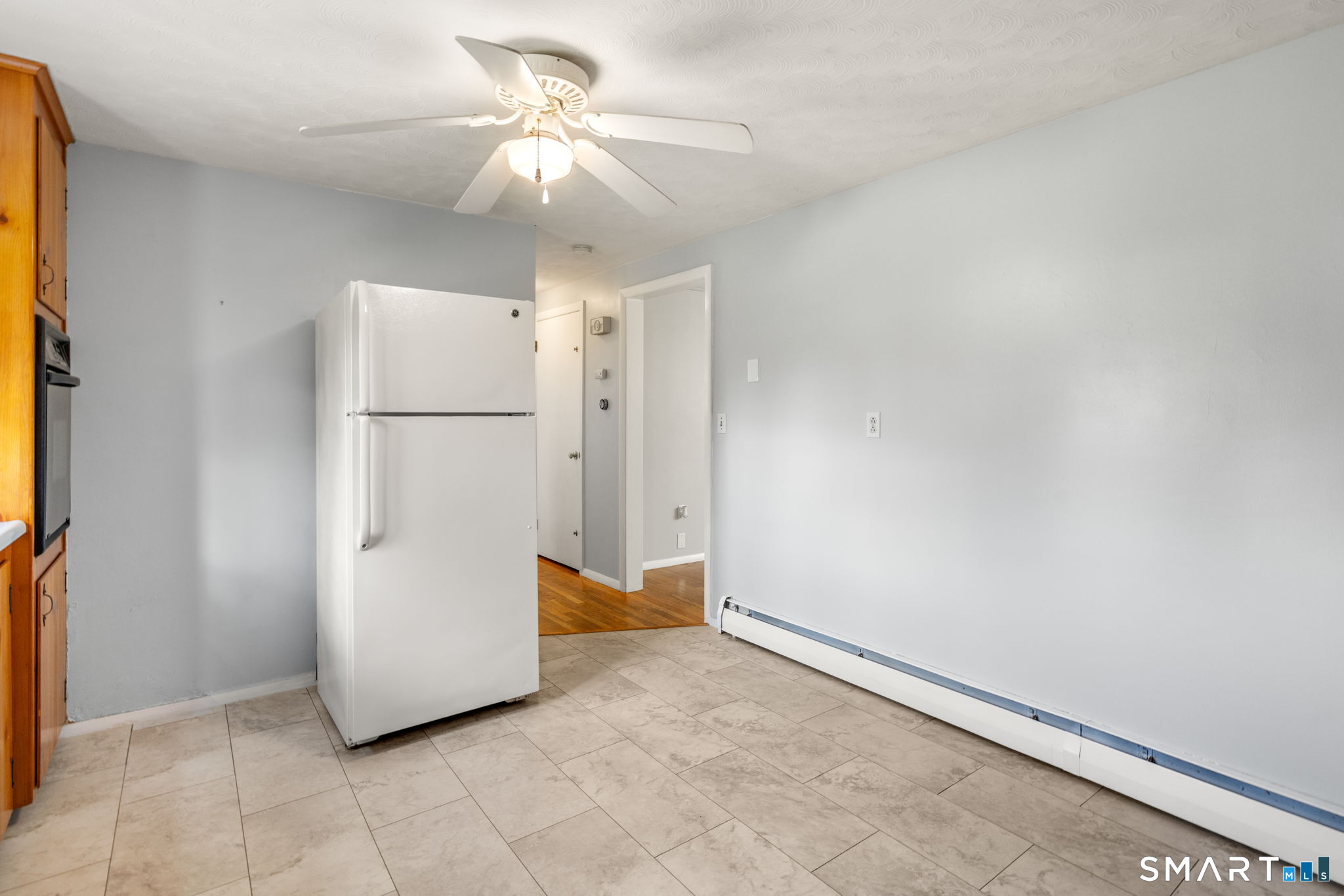 6 Roberts Road Enfield, CT 06082 - Photo 10 of 29