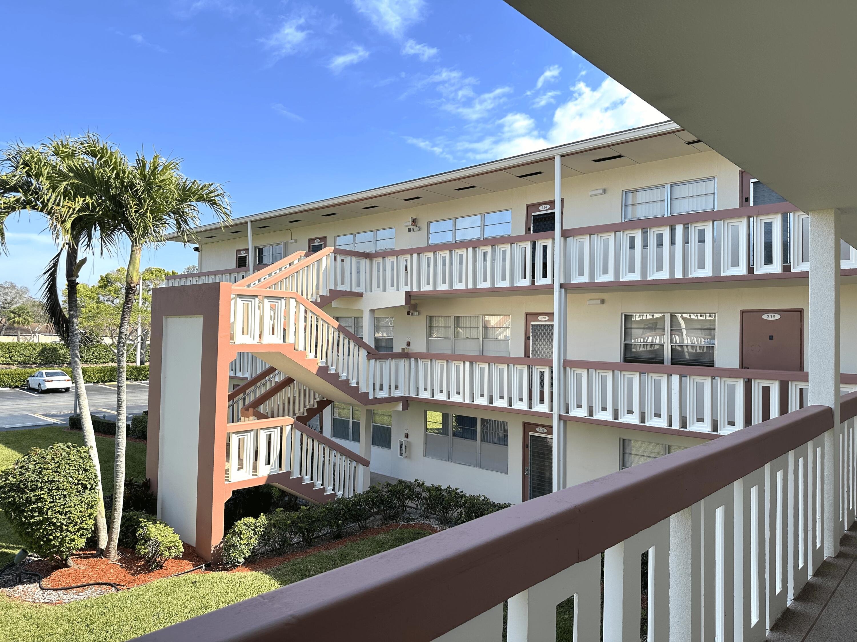 117 Preston F Boca Raton, FL 33434 - Photo 1 of 30 Exterior of Building