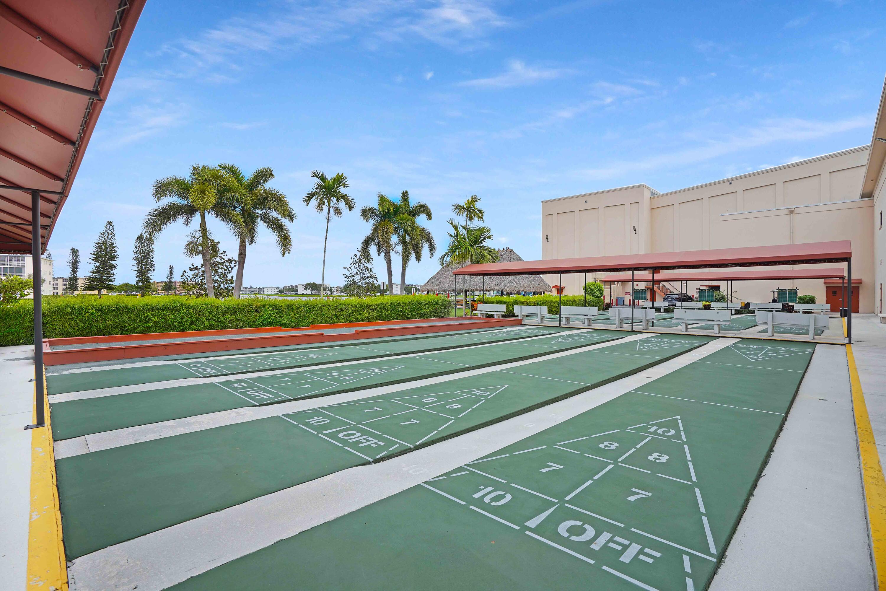 117 Preston F Boca Raton, FL 33434 - Photo 29 of 30 Amenities