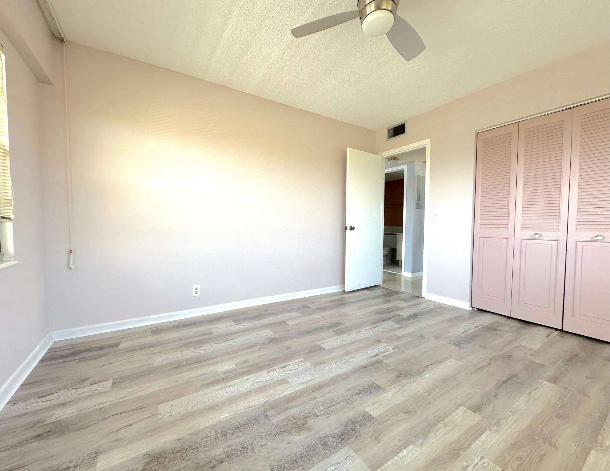 117 Preston F Boca Raton, FL 33434 - Photo 7 of 30 Bedroom 1