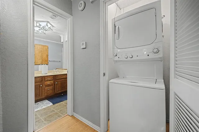 $149,900 | 1201 Harwell Drive, Unit 222, Arlington, TX 76011