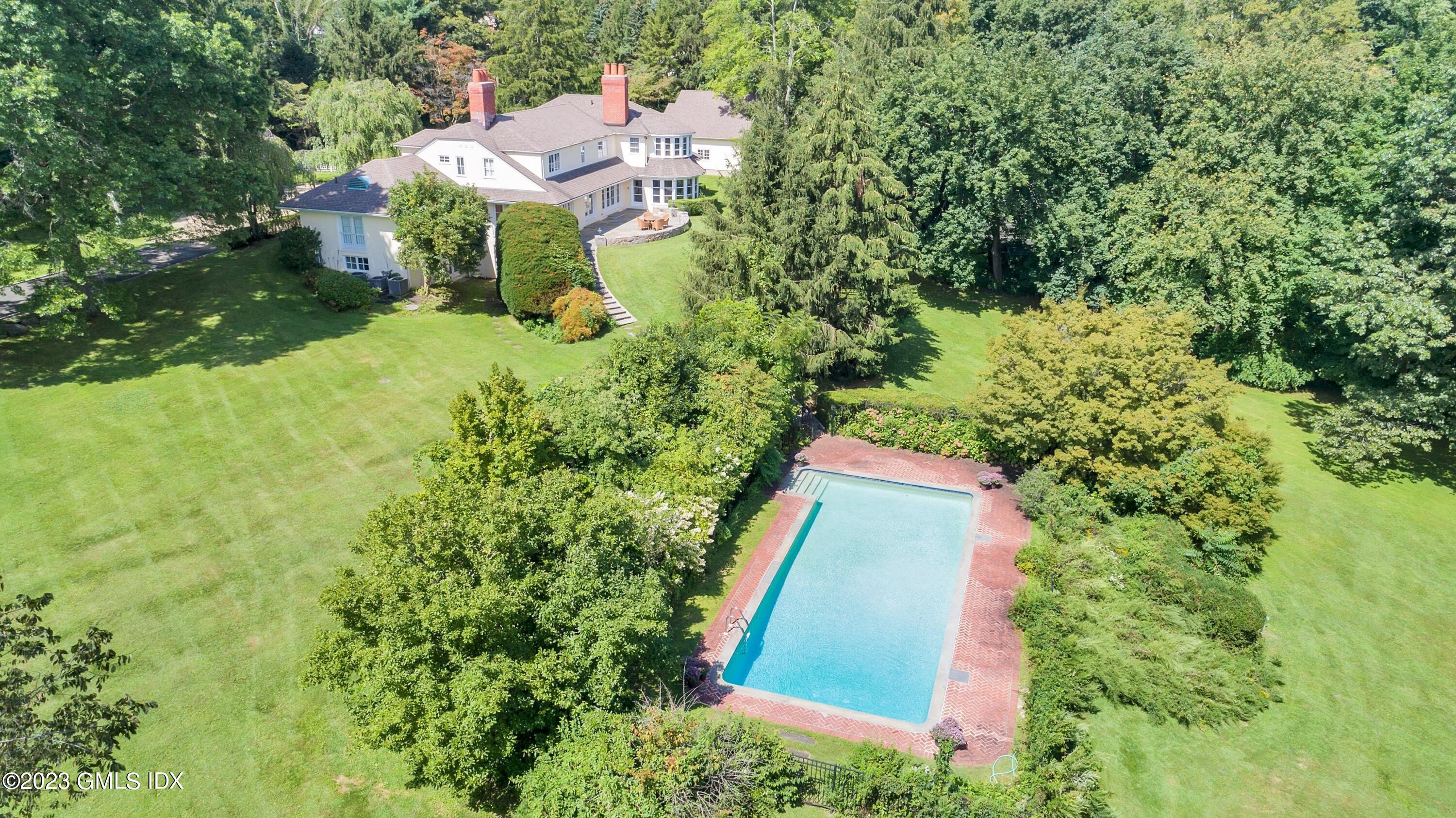 357 Round Hill Road Greenwich, CT 06831 - Photo 45 of 52 an aerial view of a house
