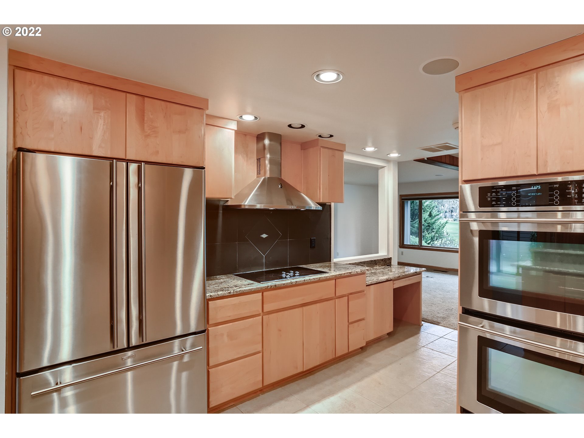32175 Southwest Boones Bend Road Wilsonville, OR 97070 - Photo 11 of 32 Gallery Image 11