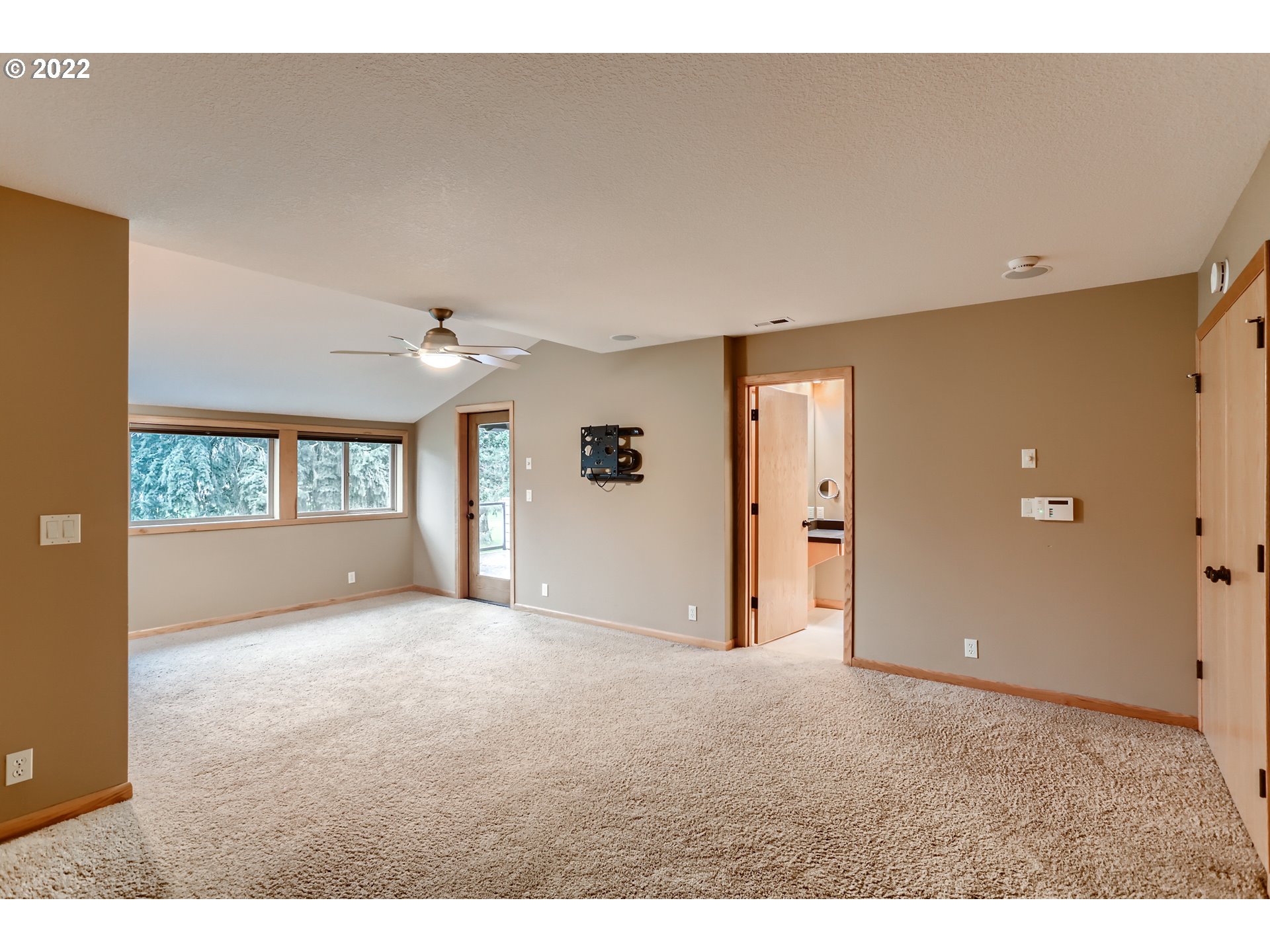32175 Southwest Boones Bend Road Wilsonville, OR 97070 - Photo 19 of 32 Gallery Image 19