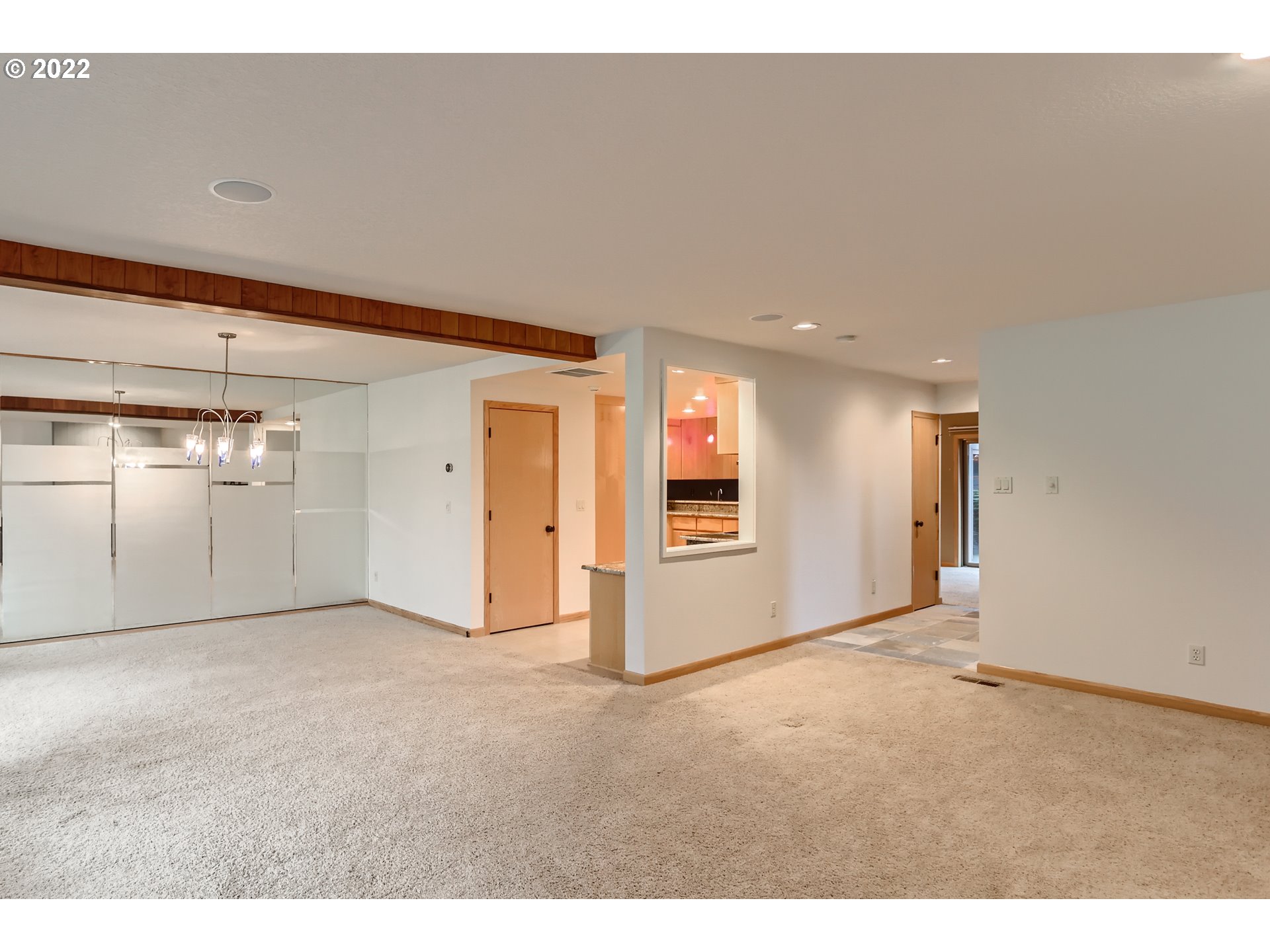 32175 Southwest Boones Bend Road Wilsonville, OR 97070 - Photo 8 of 32 Gallery Image 8