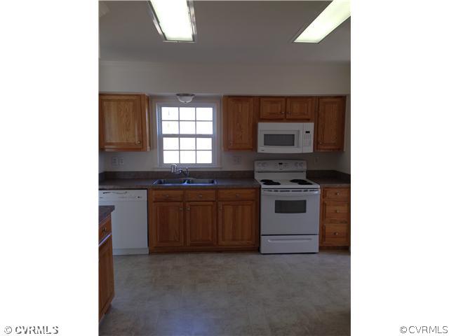 28318 Butler Branch Road Petersburg, VA 23805 - Photo 2 of 7 Gallery Image 2
