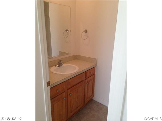 28318 Butler Branch Road Petersburg, VA 23805 - Photo 7 of 7 Gallery Image 7