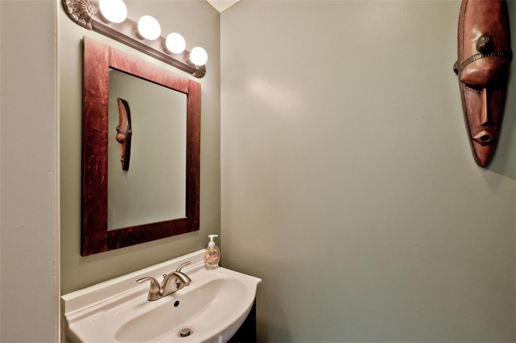 17 Graham Road, Unit 16 Westbrook, ME 04092 - Photo 12 of 30 First floor half bathroom