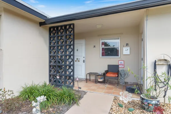 $225,000 | 1022 Circle Drive, Unit A, Delray Beach, FL 33445