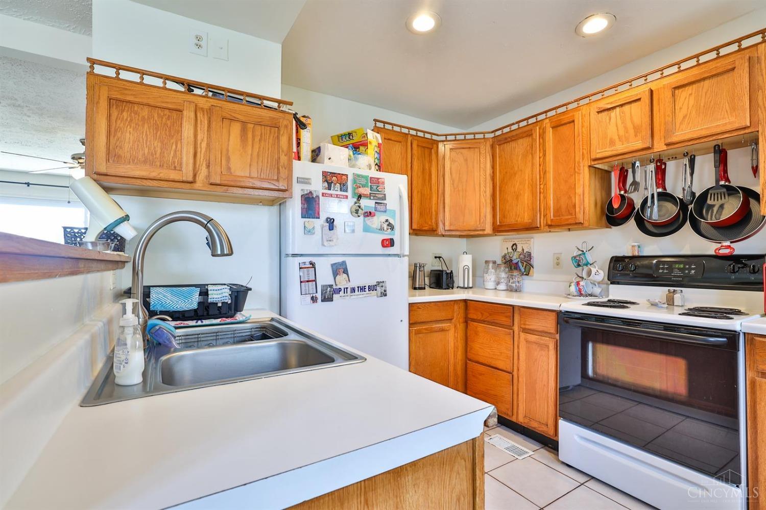 10896 Pippin Road Cincinnati, OH 45231 - Photo 12 of 33 Gallery Image 12