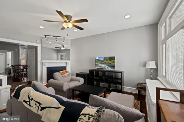 $240,000 | 723 South 58th Street, Philadelphia, PA 19143