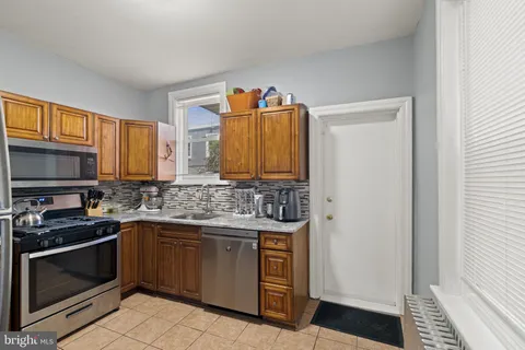 $240,000 | 723 South 58th Street, Philadelphia, PA 19143