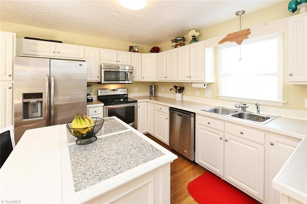 112 Meadowview Road Mocksville, NC 27028 - Photo 13 of 22 Gallery Image 13