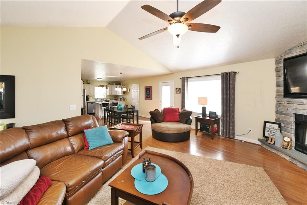 112 Meadowview Road Mocksville, NC 27028 - Photo 7 of 22 Gallery Image 7