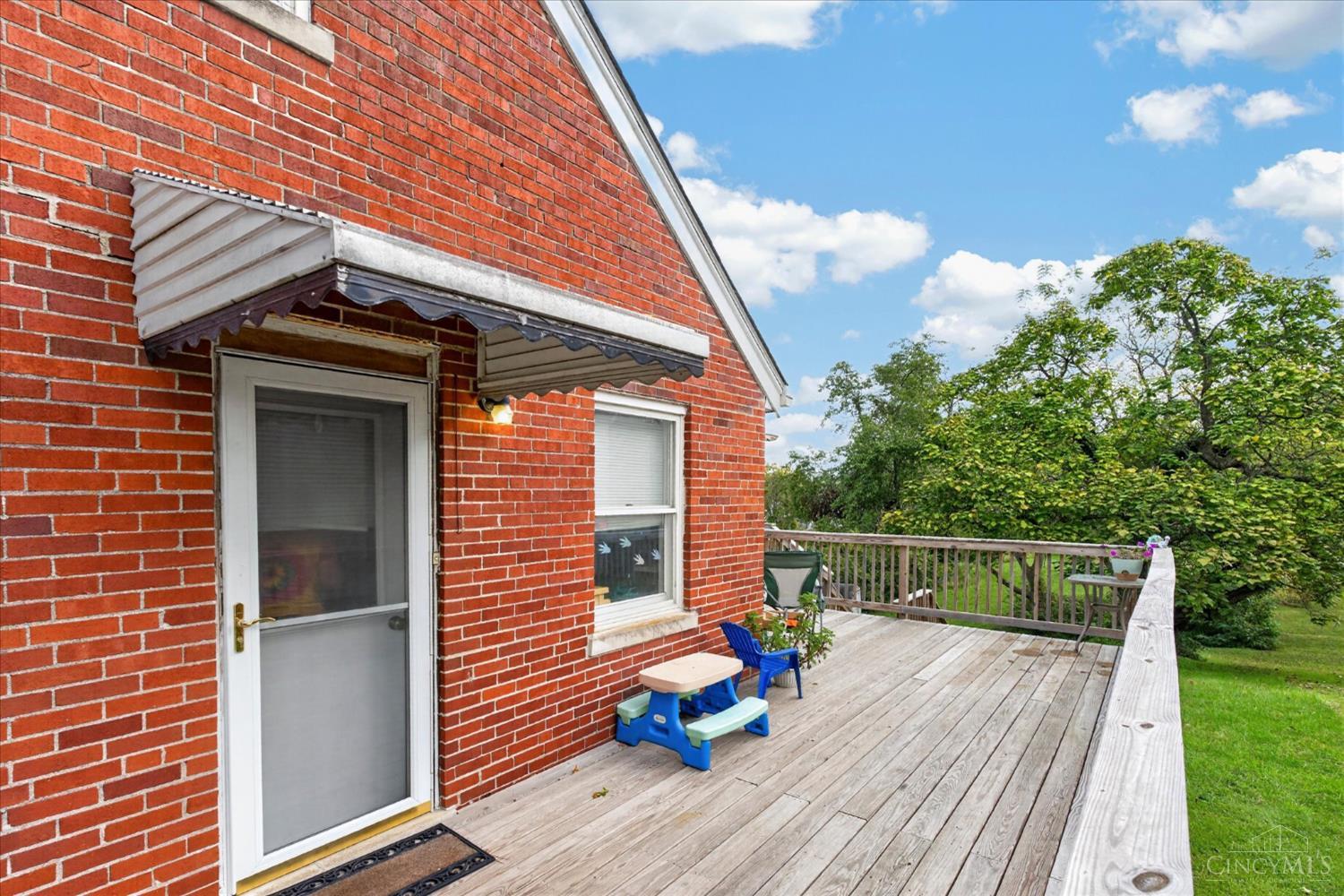 3678 Paramount Ridge Lane Cincinnati, OH 45247 - Photo 11 of 48 Gallery Image 11