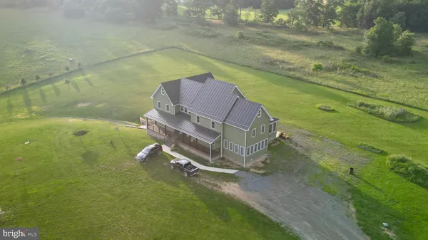$849,900 | 1924 Winding Lane, Maysville, WV 26833