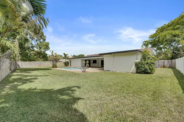 $5,500 | 1321 Southwest 74th Terrace, Plantation, FL 33317