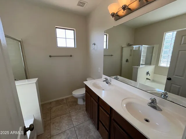 a view of utility room