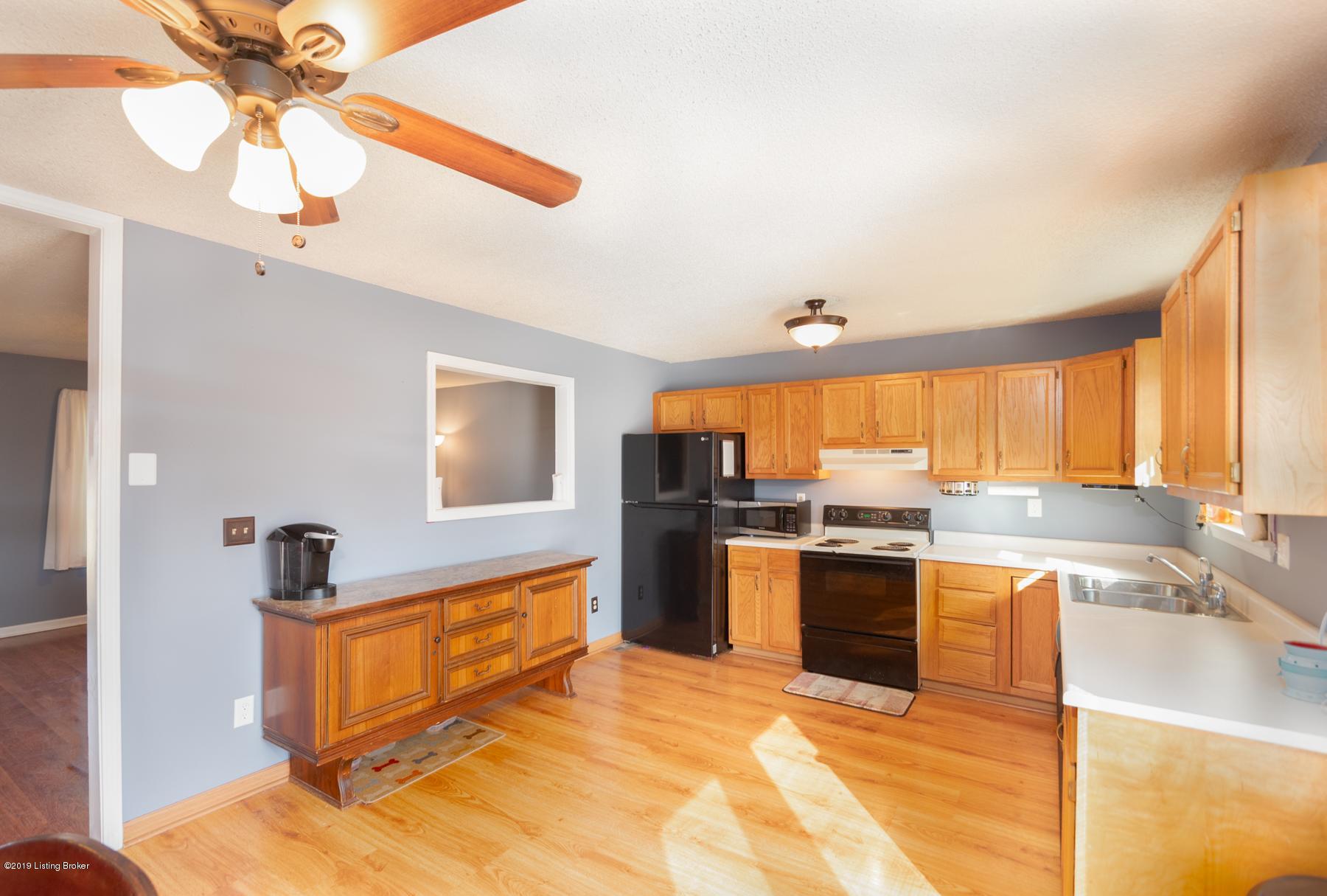 980 Hobbs Reesor Road Vine Grove, KY 40175 - Photo 8 of 30 DSC_0394-Edit