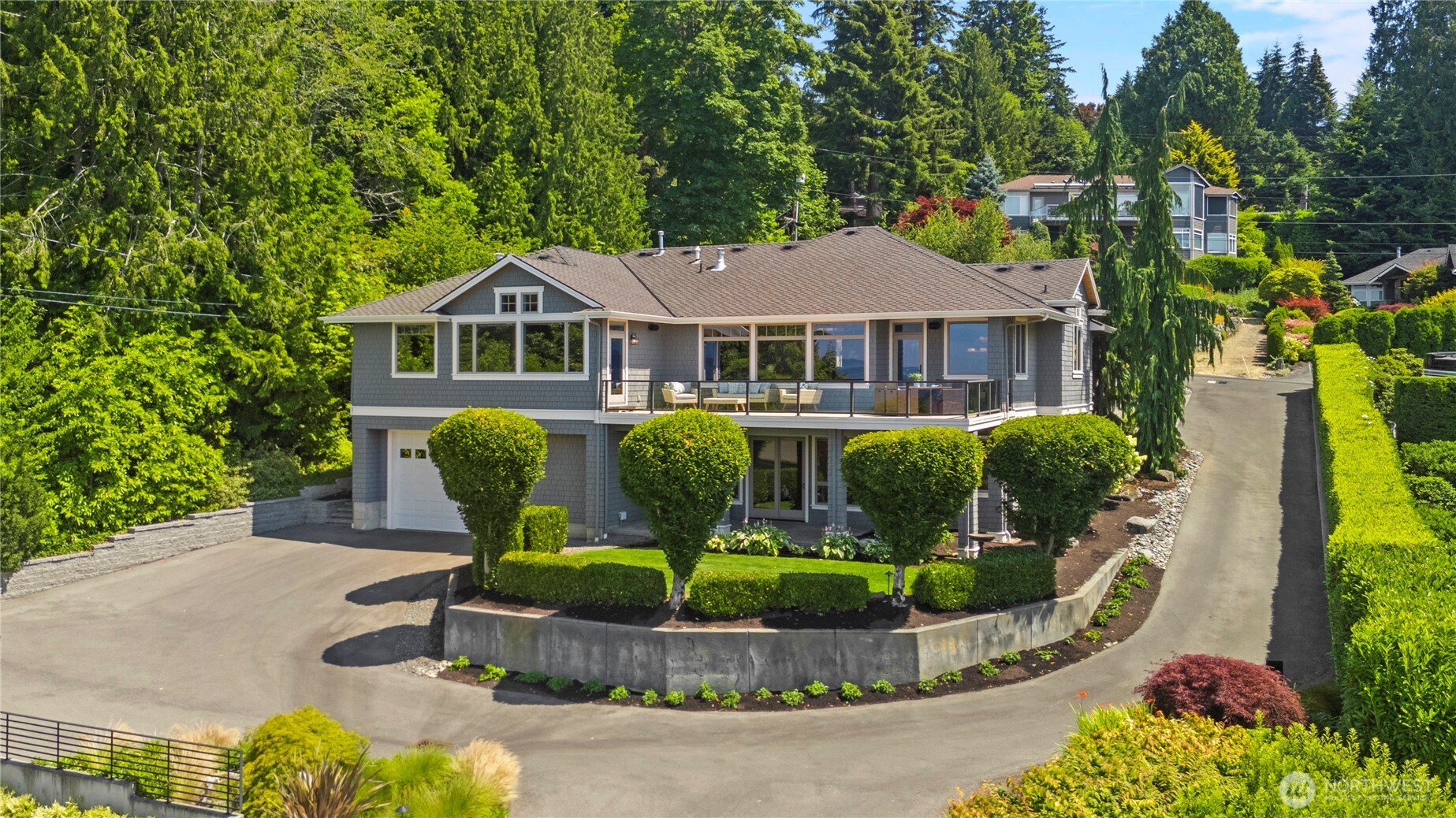 18608 Sound View Place Edmonds, WA 98020 - Photo 3 of 40