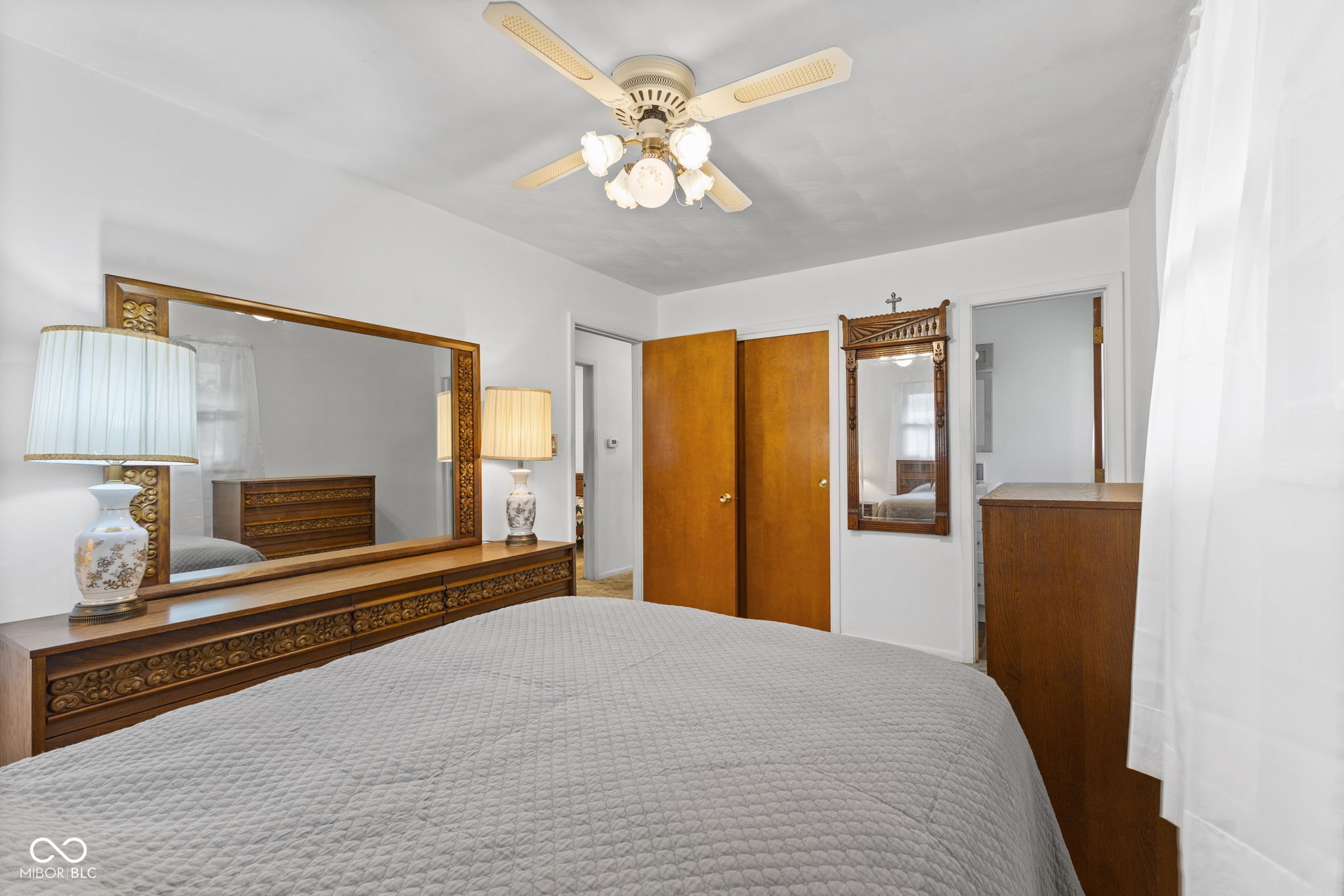 3555 Rahke Road Indianapolis, IN 46217 - Photo 14 of 34 Gallery Image 14