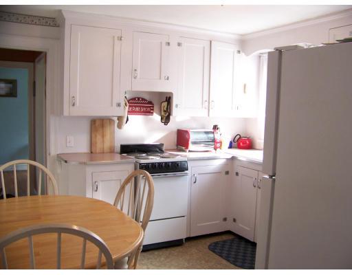 23 Thelma Road Framingham, MA 01702 - Photo 5 of 11 Gallery Image 5