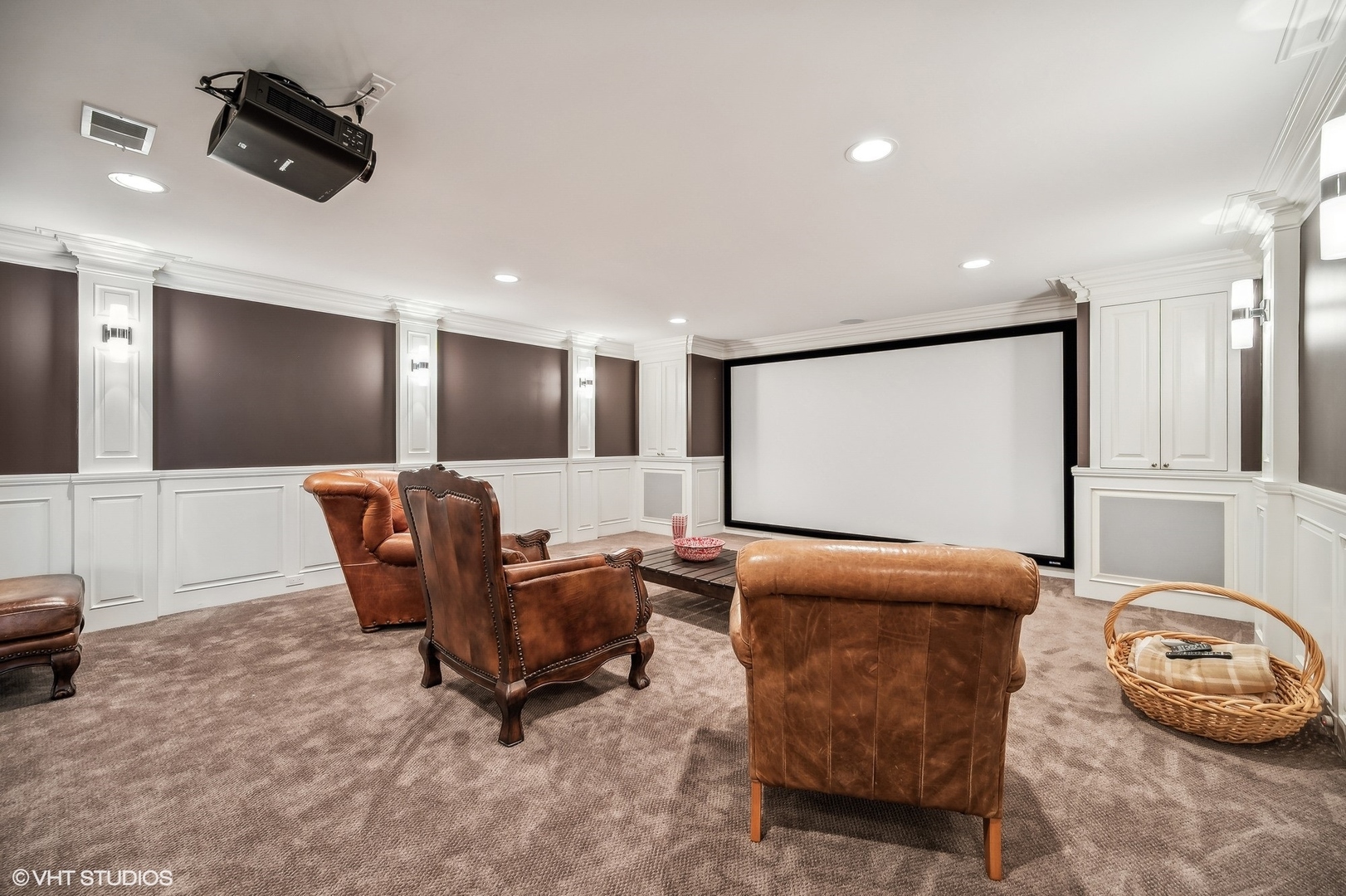 1228 Westmoor Road Winnetka, IL 60093 - Photo 56 of 70 a living room with furniture