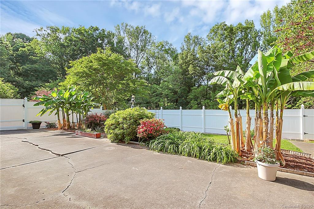 511 Boyce Road Charlotte, NC 28211 - Photo 11 of 29 Gallery Image 11
