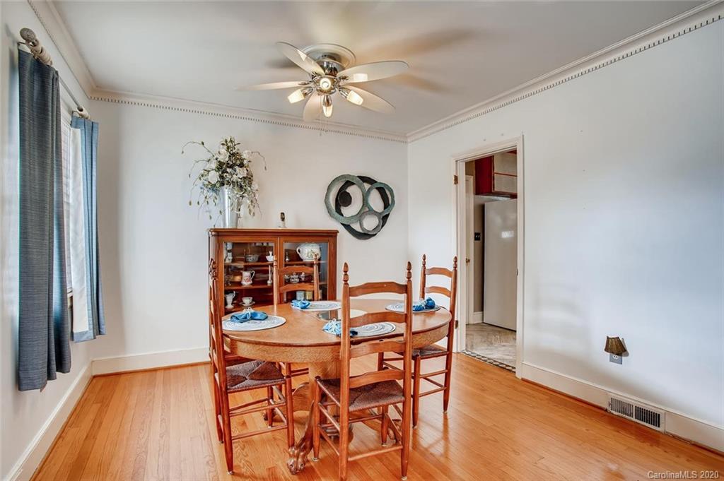 511 Boyce Road Charlotte, NC 28211 - Photo 17 of 29 Gallery Image 17