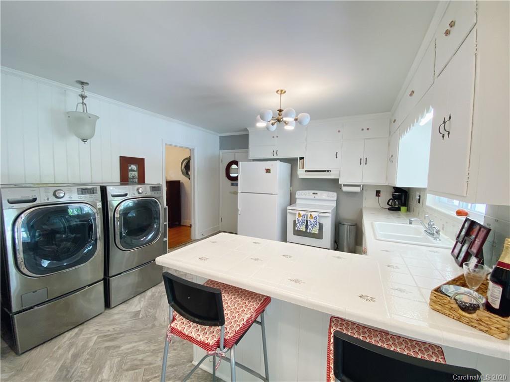 511 Boyce Road Charlotte, NC 28211 - Photo 24 of 29 Gallery Image 24